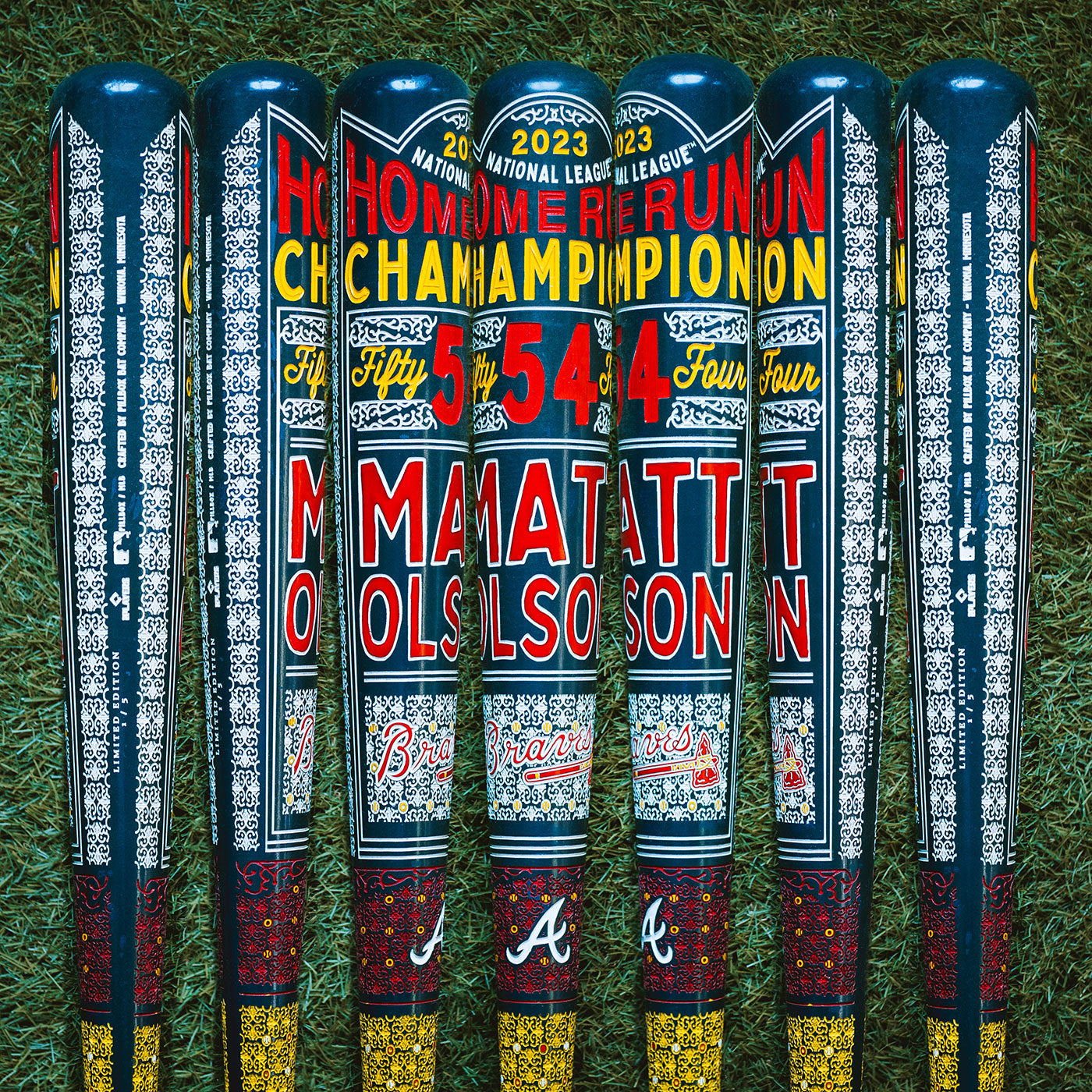 MLB & MLBPA, Matt Olson - 2023 NL Home Run Champ PREMIUM BAT - Atlanta Braves (MLB)