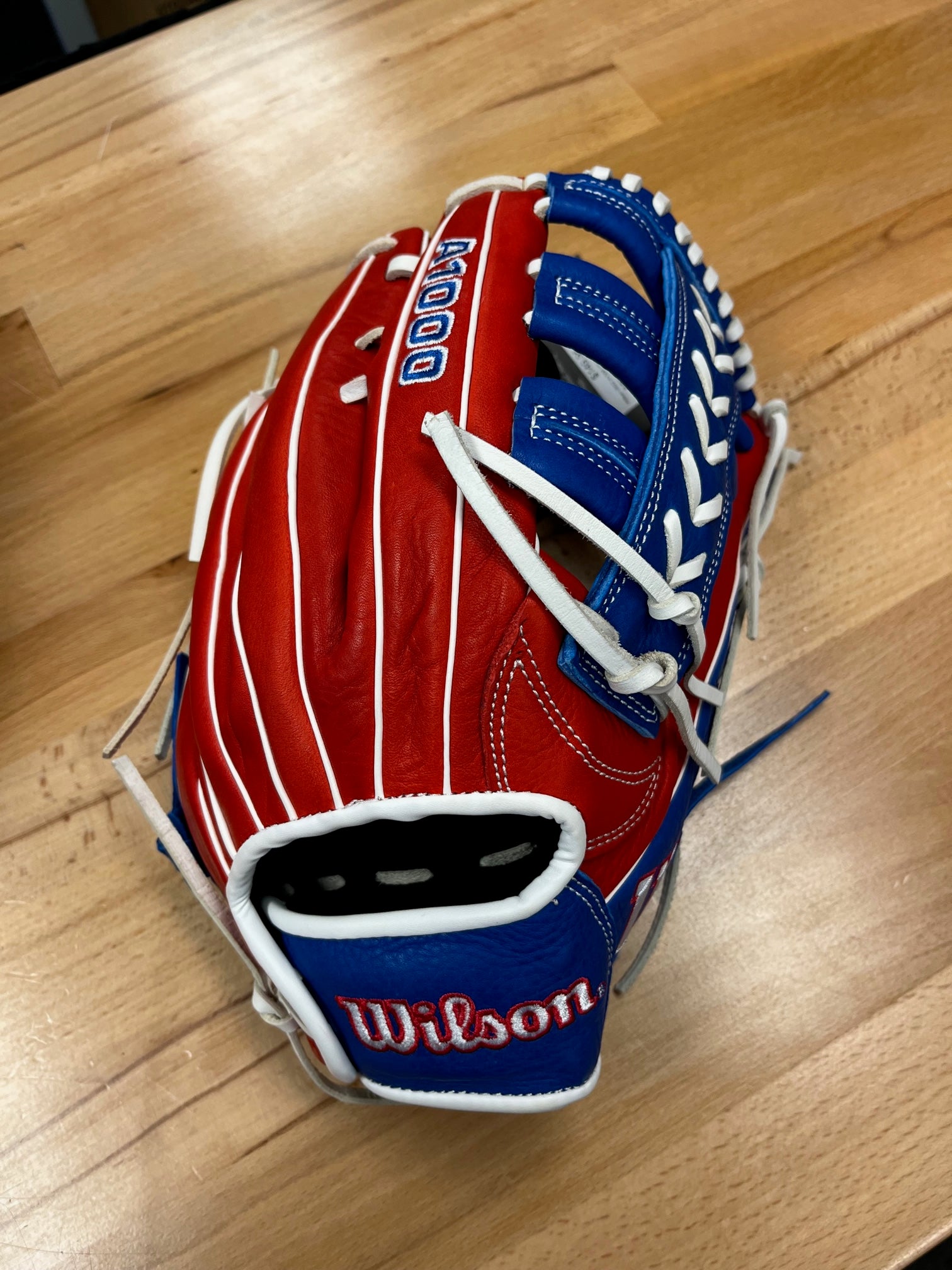 Wilson, Wilson 2022 A1000 PF1892 RWB 12.25" GLOVE : WBW1008401225