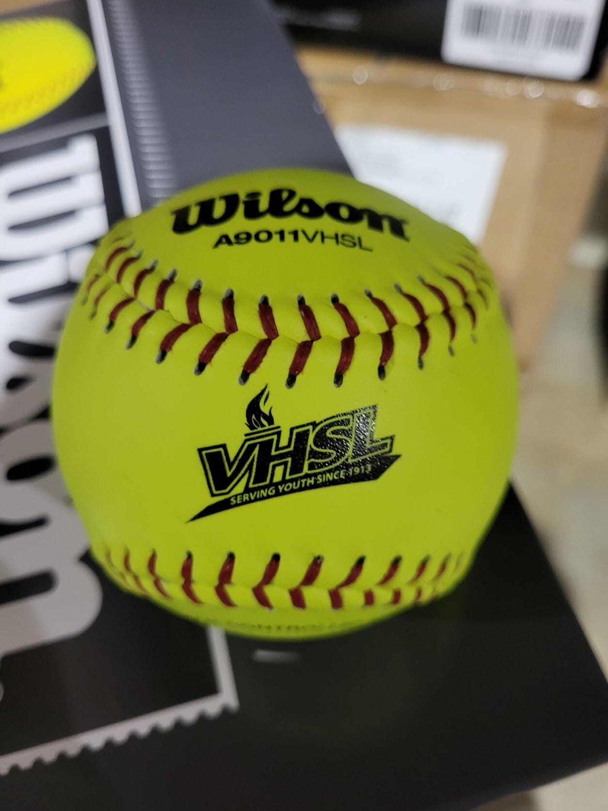 Wilson Sporting Goods, Wilson NFHS / VHSL (Virginia High School) Softball Fastpitch 12 pouces (douzaine) : A9011BVHSL